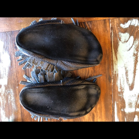 Starry Knight Designs ultra fringe moccasins 7” - Picture 6 of 7